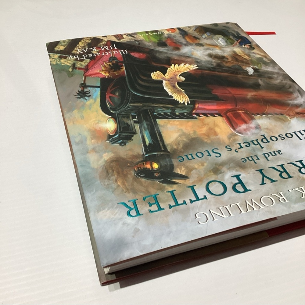 Harry Potter and the Philosopher's Stone: Illustrated Edition 1st Edition - Picture 9 of 13